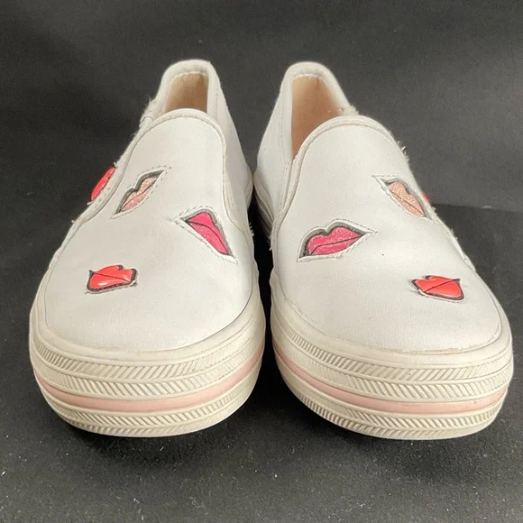 Keds Kate Spade Kids White Slip-On Sneakers Top Deckers with Red and Pink Lips - Picture 3 of 10